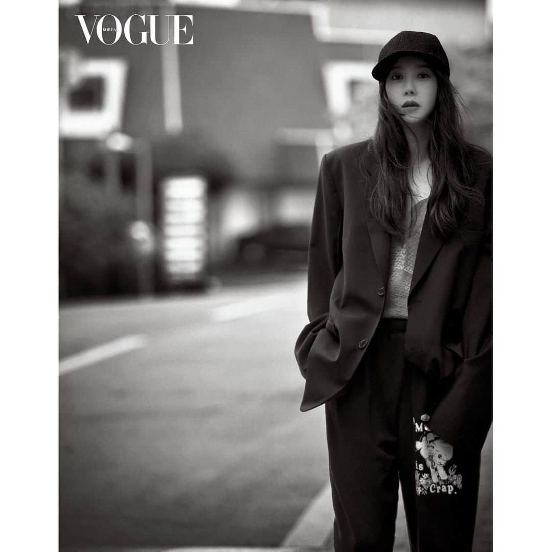 イ・ジアさんのインスタグラム写真 - (イ・ジアInstagram)「#vogue @voguekorea」6月3日 10時45分 - e.jiah