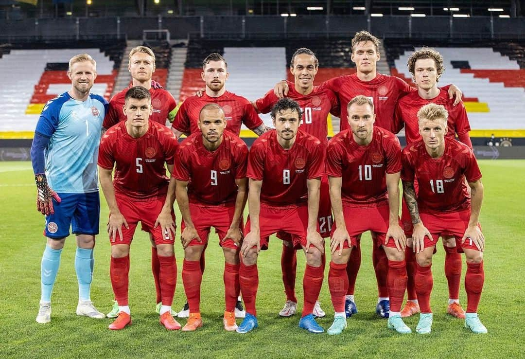 クリスティアン・エリクセンのインスタグラム：「A tough test against a strong team. Its getting closer #Euros 🇩🇰 #ce10」