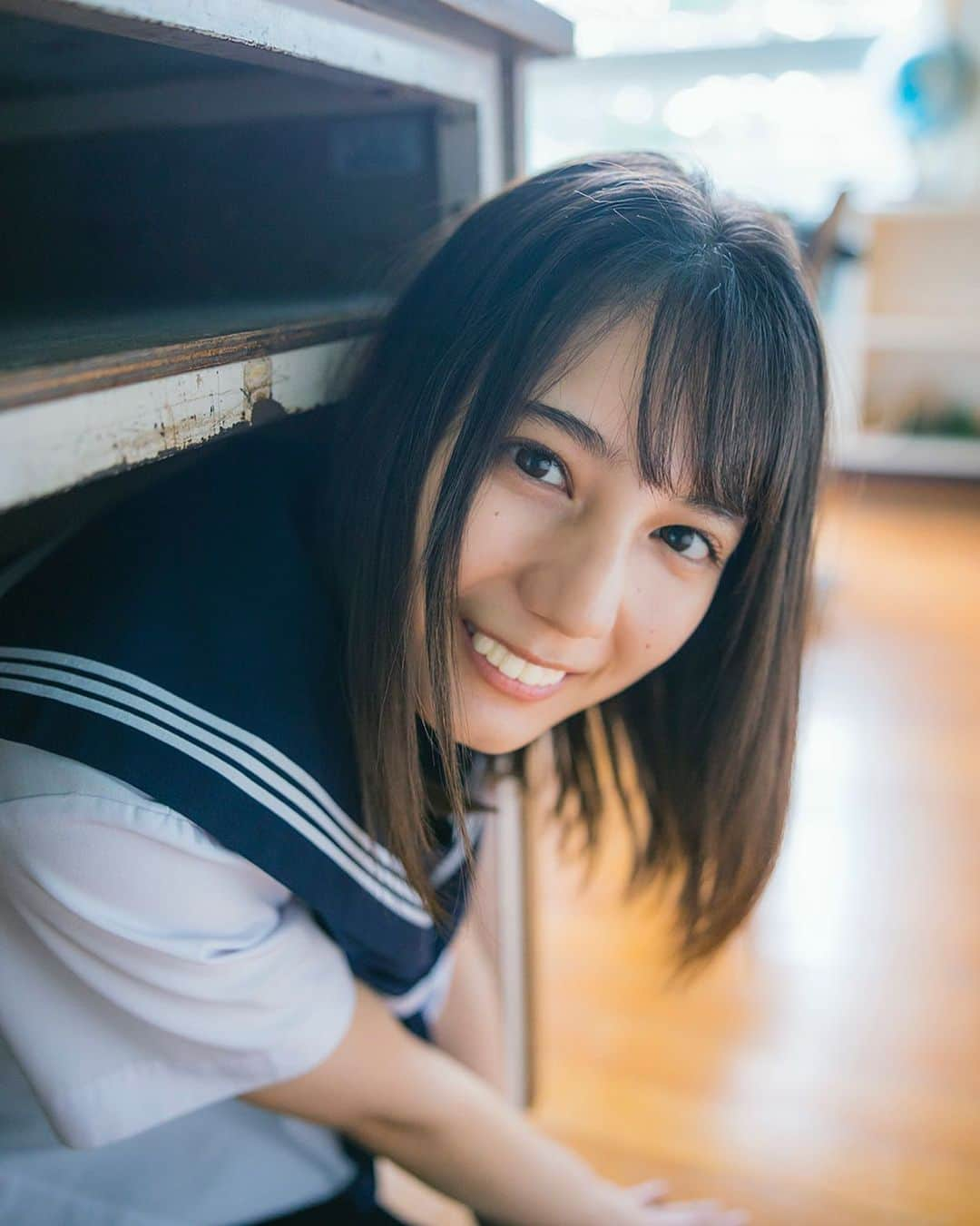 日向坂46 小坂菜緒 君は誰？ アザーカット写真集 「ねこです。」 - 写真