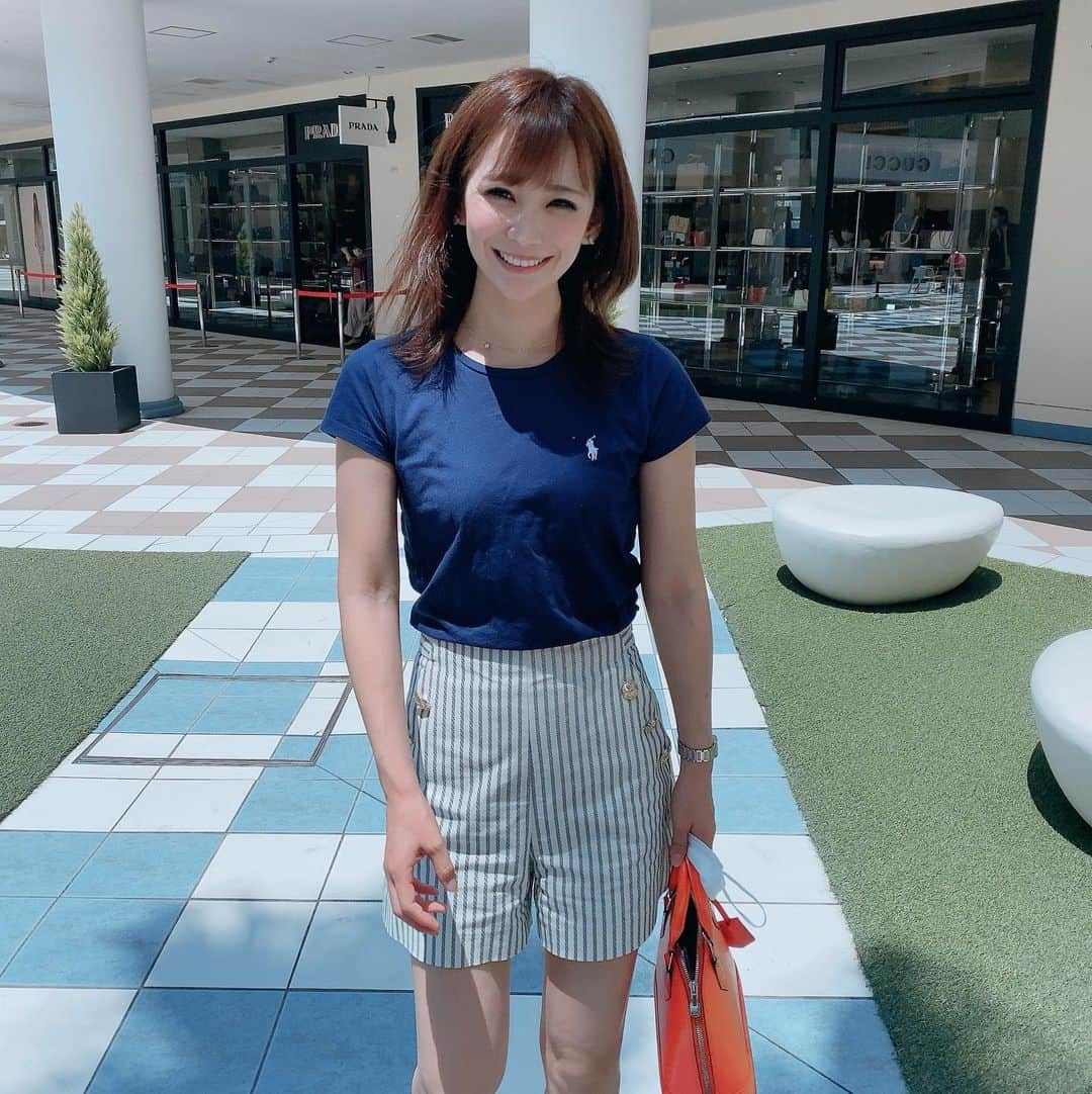 望月未来のインスタグラム：「今週日曜日の撮影会、、🌞 みなさん来てくれると嬉しいです〜✨ 詳細はTwitterにあります💓  コメント欄閉じます🥲  #名古屋撮影会 #名古屋観光 #名古屋ファッション #お買い物 ＃撮影会 #名古屋プリン #オフ会 #ショートヘア #ショートパンツ」