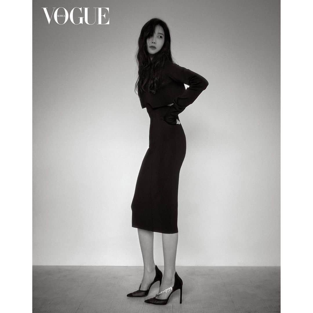 イ・ジアさんのインスタグラム写真 - (イ・ジアInstagram)「#vogue @voguekorea」6月3日 17時00分 - e.jiah