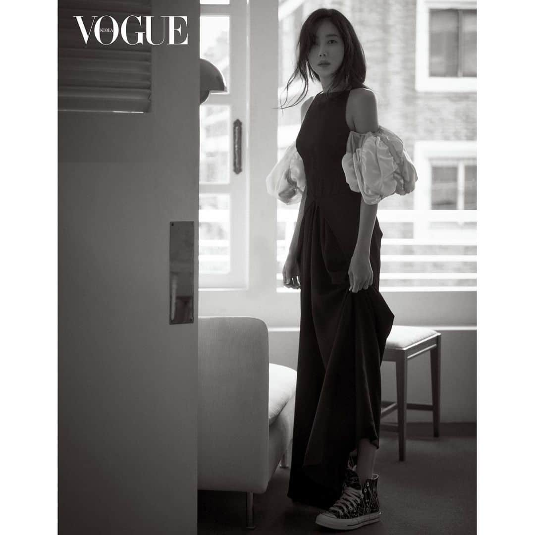 イ・ジアさんのインスタグラム写真 - (イ・ジアInstagram)「#vogue @voguekorea」6月3日 17時00分 - e.jiah