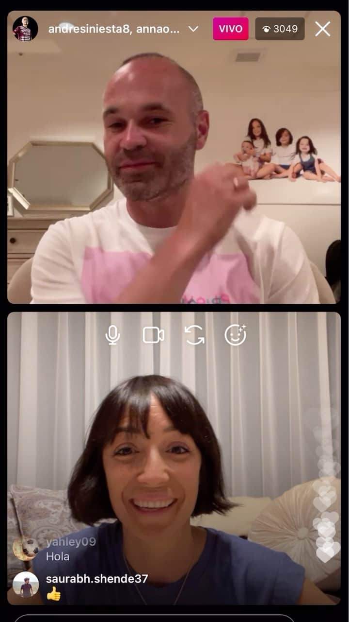 アンナ・オルティス（イニエスタの妻）のインスタグラム：「Charlando con mi marido, @andresiniesta8, sobre mi nuevo libro ❤️✍🏻」