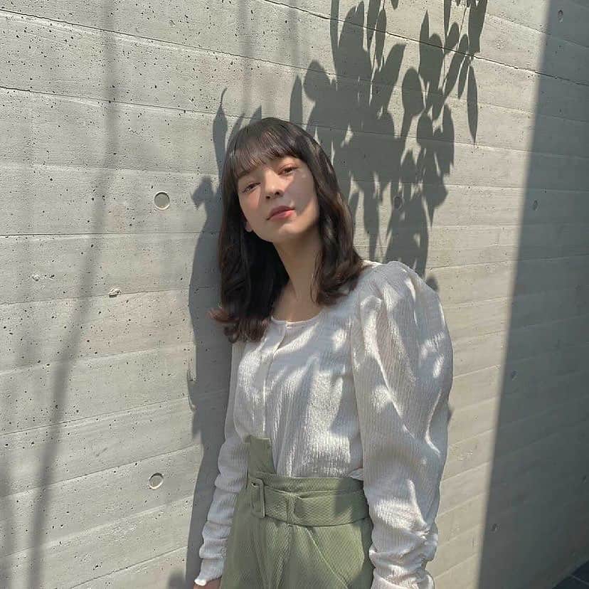 のインスタグラム：「🌿♡  髪の毛軽くしてもらいました✂︎」