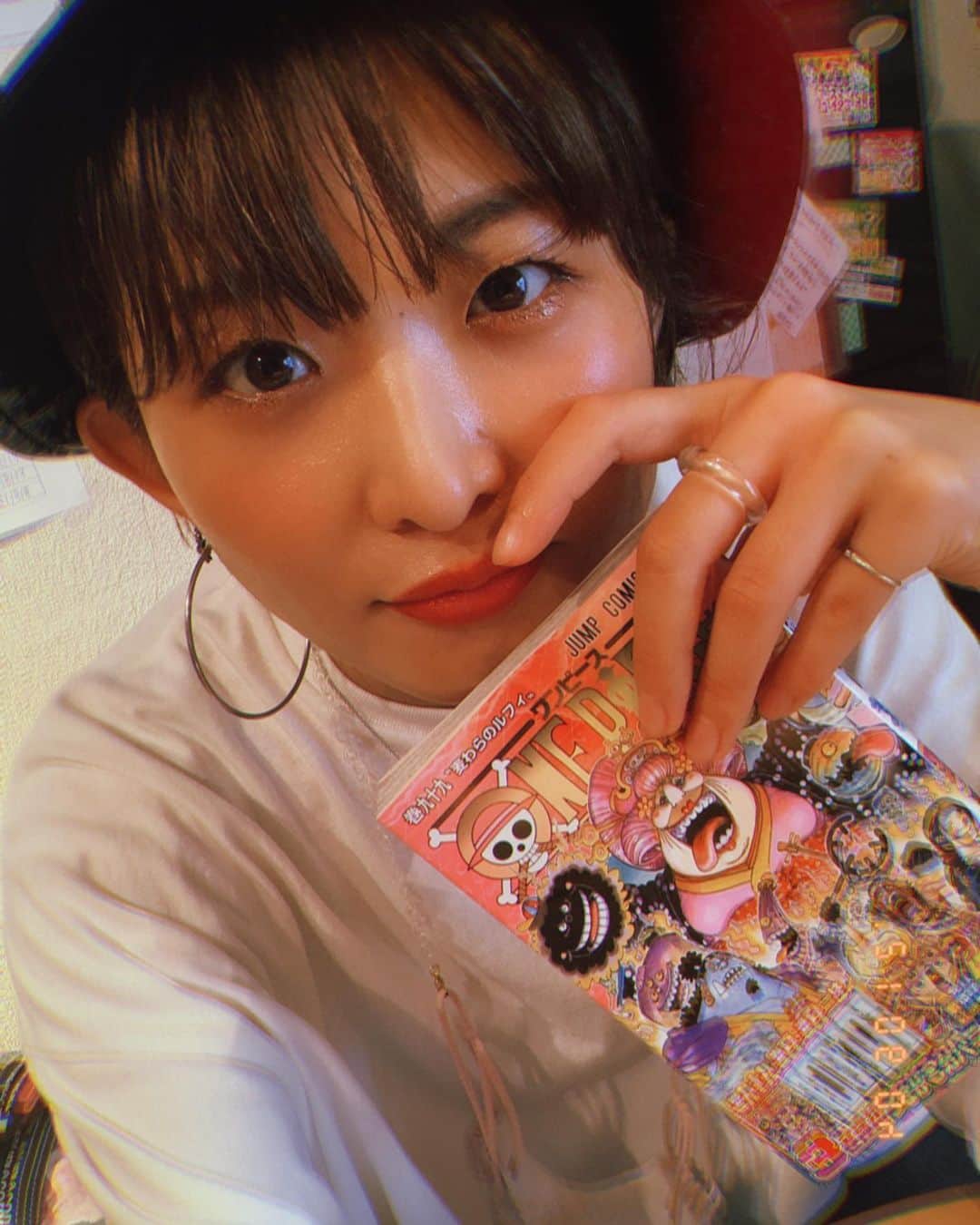 のインスタグラム：「この時がやって来ましたよ🤟🤩  #ONEPIECE #単行本 #ワンピース99巻」
