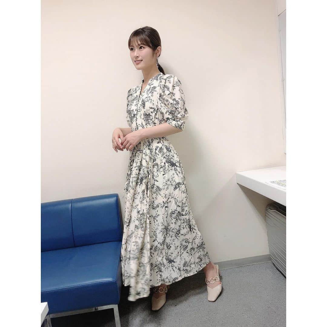 渋谷凪咲さんのインスタグラム写真 - (渋谷凪咲Instagram)「👗♪  お上品でかわいらしいワンピース、 着せ頂いちゃいました🌼るん  #人志松本の酒のツマミになる話 #ありがとうございました！ #幸せな時間でした♡」6月4日 23時19分 - nagisa_nikoniko