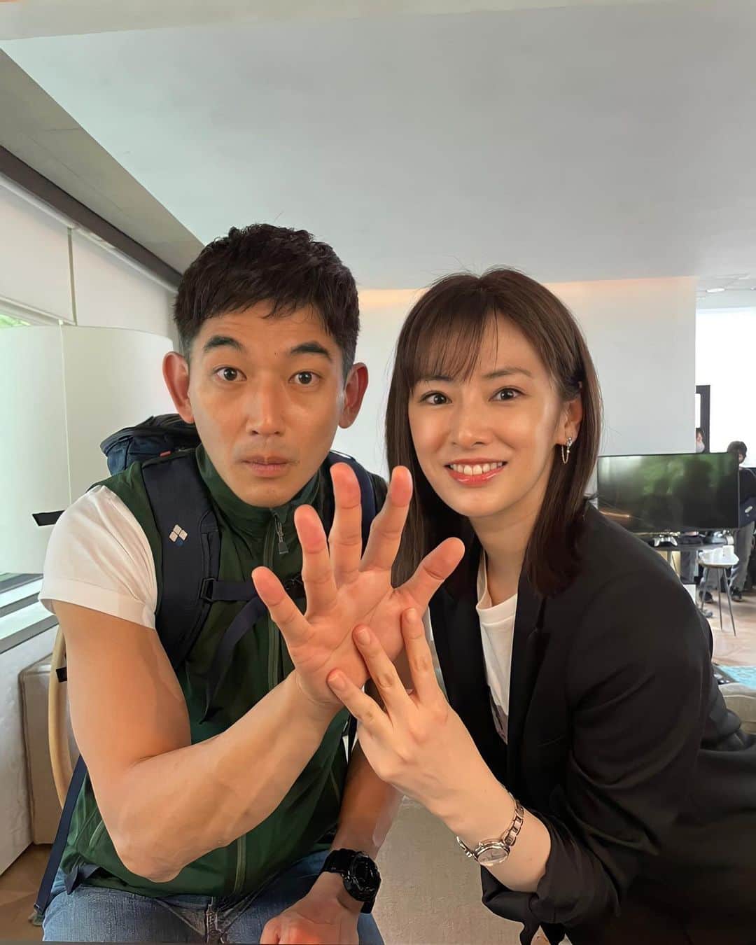 北川景子　ファンアカウントのインスタグラム：「#北川景子　#keikokitagawa  #永山瑛太　#リコカツ」