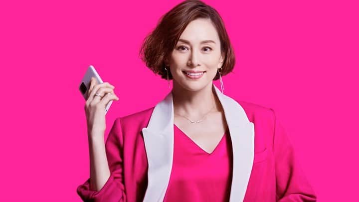 米倉涼子のインスタグラム：「沢山の方々とご一緒させていただきました！  #楽天モバイル」