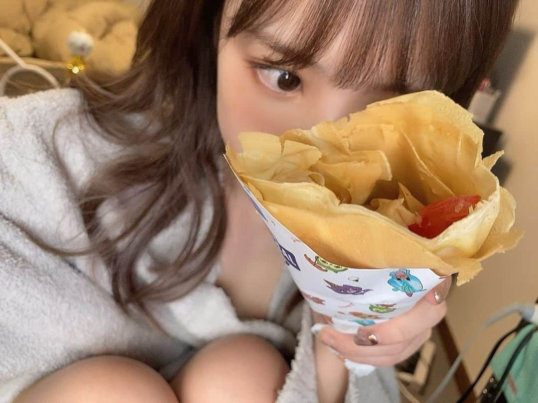 桃乃木かなさんのインスタグラム写真 - (桃乃木かなInstagram)「クレープ はおかず系って美味しいよね〜 ベーコンレタス〜🍳」6月4日 18時14分 - kana_momonogi