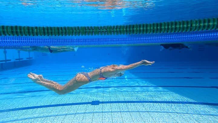 マディソン・ウィルソンのインスタグラム：「The best adventure 🏊‍♀️ @adidas_swim」