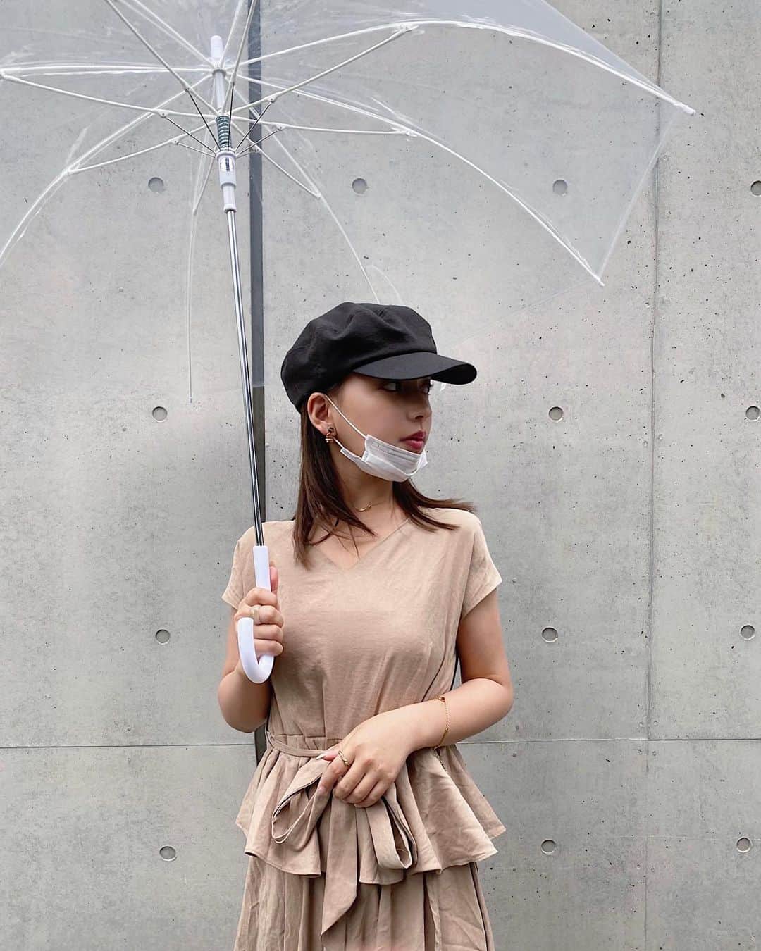 平尾優美花（ゆみちぃ）さんのインスタグラム写真 - (平尾優美花（ゆみちぃ）Instagram)「Rainy day ☔️ 梅雨はニガテ😢すっぴんの日は帽子かぶることが多いなあ」6月4日 21時34分 - hirao_yumika