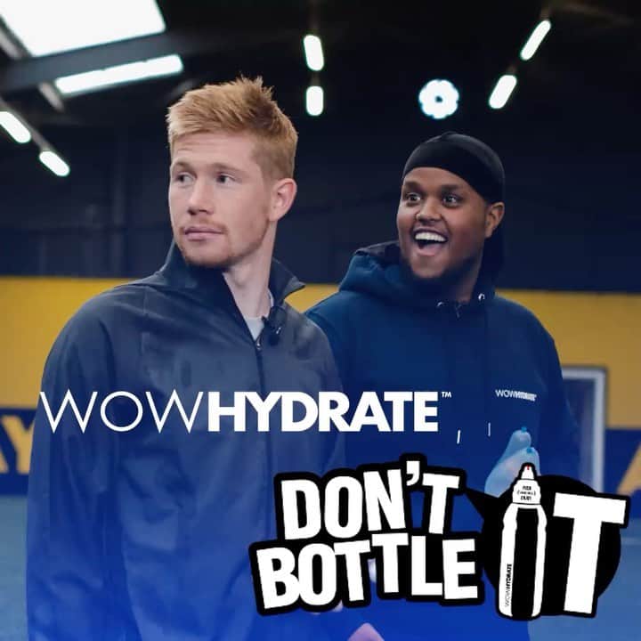 ケヴィン・デ・ブライネのインスタグラム：「GIVEAWAY🙌 @chunkz and @harrypinero proper stitched me up on @wowhydrate’s ‘Don’t Bottle It’ 😂  Head over to their YouTube Channel to watch!  I am also giving away a framed signed boot to 3 people who follow @wowhydrate, like this post, tag 3 friends in the comments and comment on my episode of Don’t Bottle It YouTube! (Link in is in @wowhydrate bio) #ad」