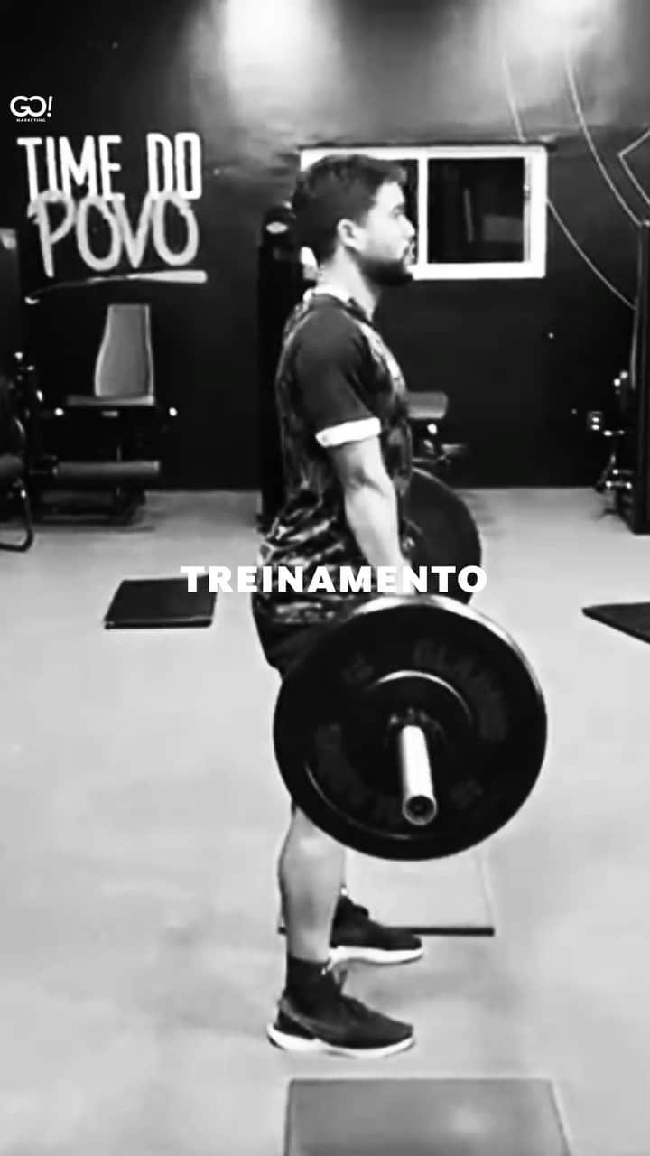 フェリペ・シウバのインスタグラム：「Sigo treinando firme para voltar o quanto antes a fazer o que mais gosto e a defender a camisa do @cearasc dentro de campo! 💪👴⚽ #Treino」