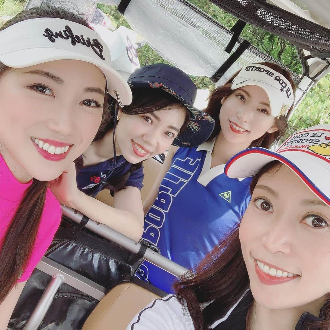 ERICAのインスタグラム：「久しぶりのGINGER golf⛳️  #gingergolfteam #gingermagazine #アコーディアゴルフ #TorySport #セゾンローズゴールド #tagheuer #DontCrackUnderPressure #MYHANABI #PRGR #ルコックゴルフ #club_onoff #addidas #callaway」