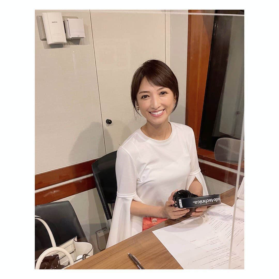 望月理恵さんのインスタグラム写真 - (望月理恵Instagram)「明日のTFMをキーステーションに JFN38局ネット放送 明日10時半からの YKK AP presents 皆藤愛子の窓café～窓辺でcafé time～ またまた代役します。  よかったら聴いてください。」6月5日 16時07分 - mochiee28