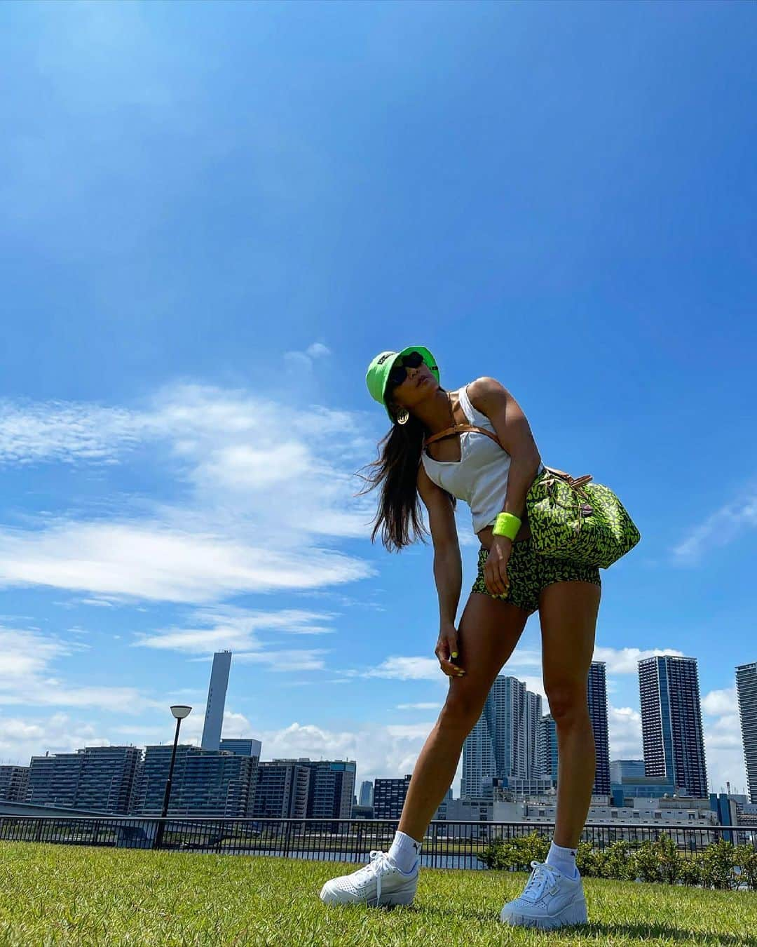 Aya（小山内あや）さんのインスタグラム写真 - (Aya（小山内あや）Instagram)「Perfect Sky🤩 今日のチートDAYはミスドを6つも食べました🍩❤️」6月5日 19時23分 - aya_fitness