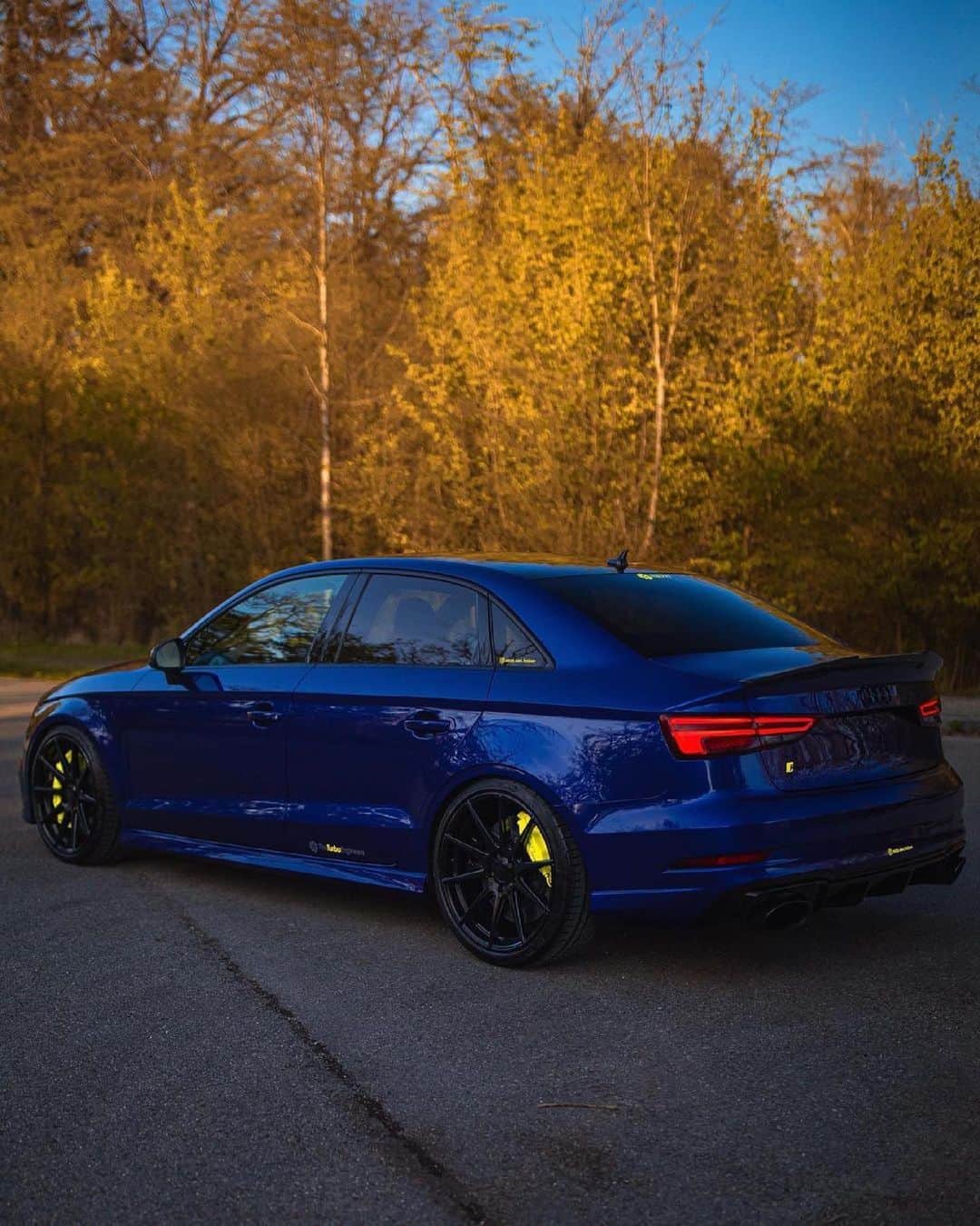CarsWithoutLimitsさんのインスタグラム写真 - (CarsWithoutLimitsInstagram)「Audi RS3  Owner @sepp_van_holzen  #CarsWithoutLimits #Audi #RS3」6月5日 21時45分 - carswithoutlimits
