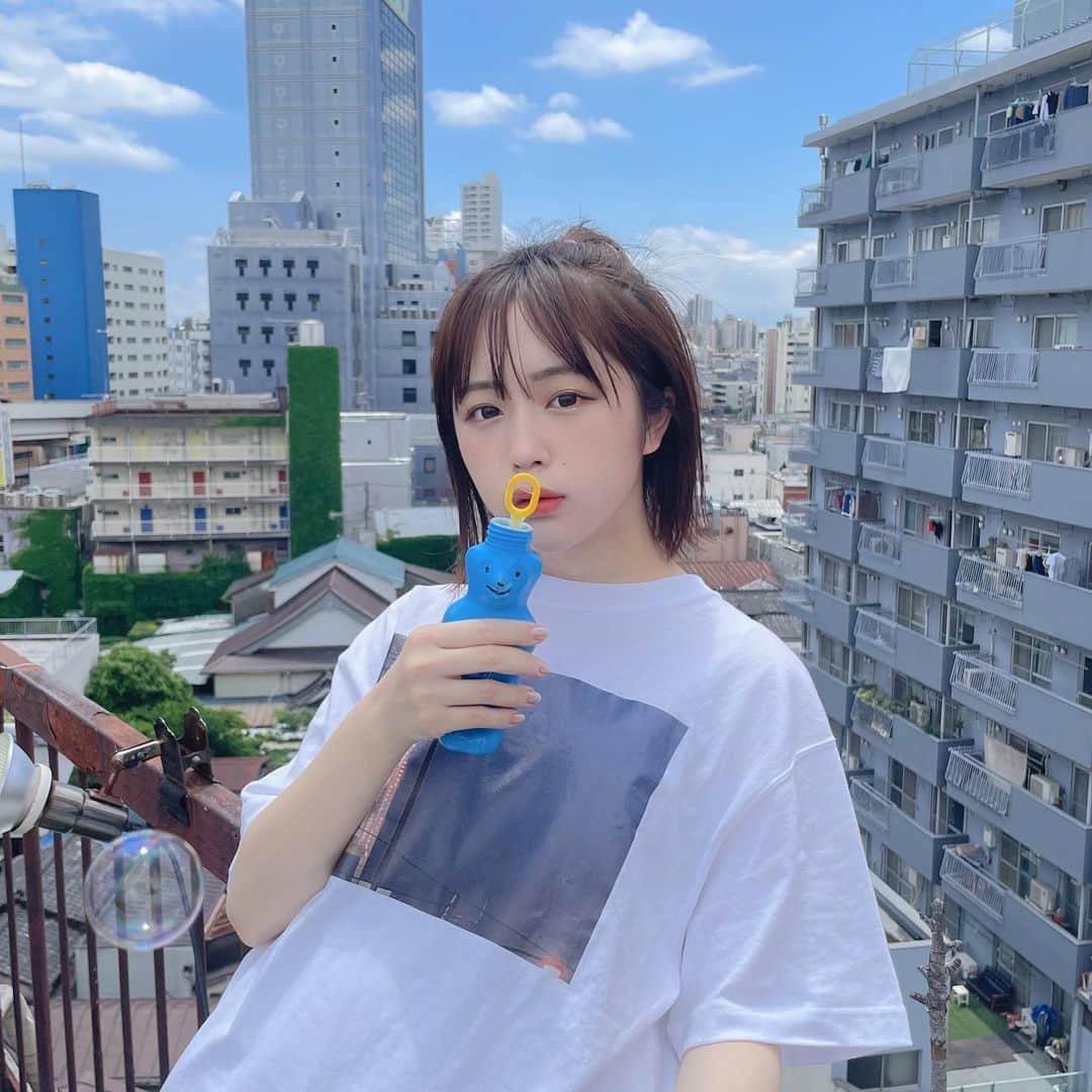 なえなのさんのインスタグラム写真 - (なえなのInstagram)「シャボン玉出なくて困ってる🧼」6月5日 21時43分 - naenano0114