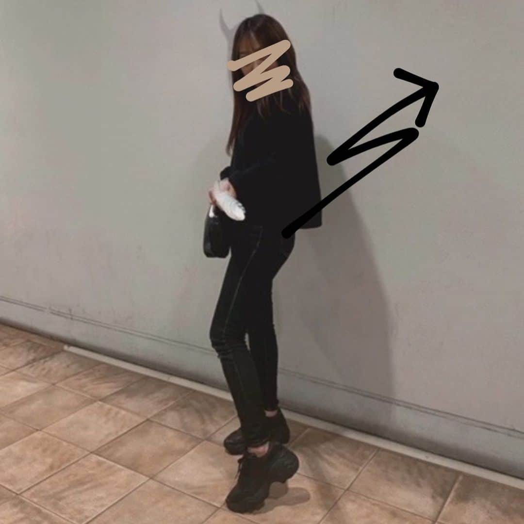 YUKINOのインスタグラム：「黒ばっかり⚫  #black  #blackcode #ootd #likeforlikes #devil #自撮り #他撮り #puma #sneakers」