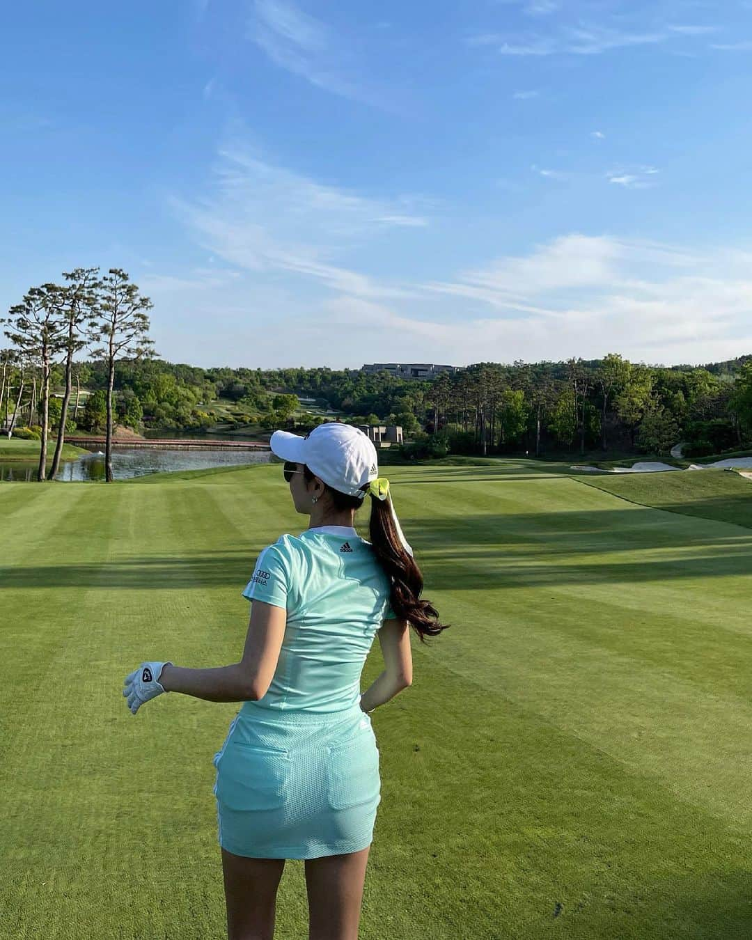 アン・シネさんのインスタグラム写真 - (アン・シネInstagram)「My typical Sunday morning🧚‍♀️ #adidasgolf」6月6日 13時17分 - shinaeahn