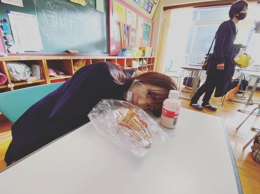 浅川梨奈さんのインスタグラム写真 - (浅川梨奈Instagram)「超甘党🎂🍩🍭🍬🍦🧁  #甘党　悪魔とラブソング　#悪ラブ　#オフショット」6月6日 22時48分 - asakawa_nana