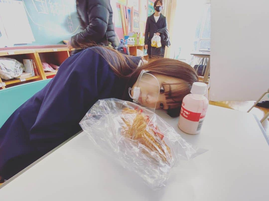 浅川梨奈さんのインスタグラム写真 - (浅川梨奈Instagram)「超甘党🎂🍩🍭🍬🍦🧁  #甘党　悪魔とラブソング　#悪ラブ　#オフショット」6月6日 22時48分 - asakawa_nana