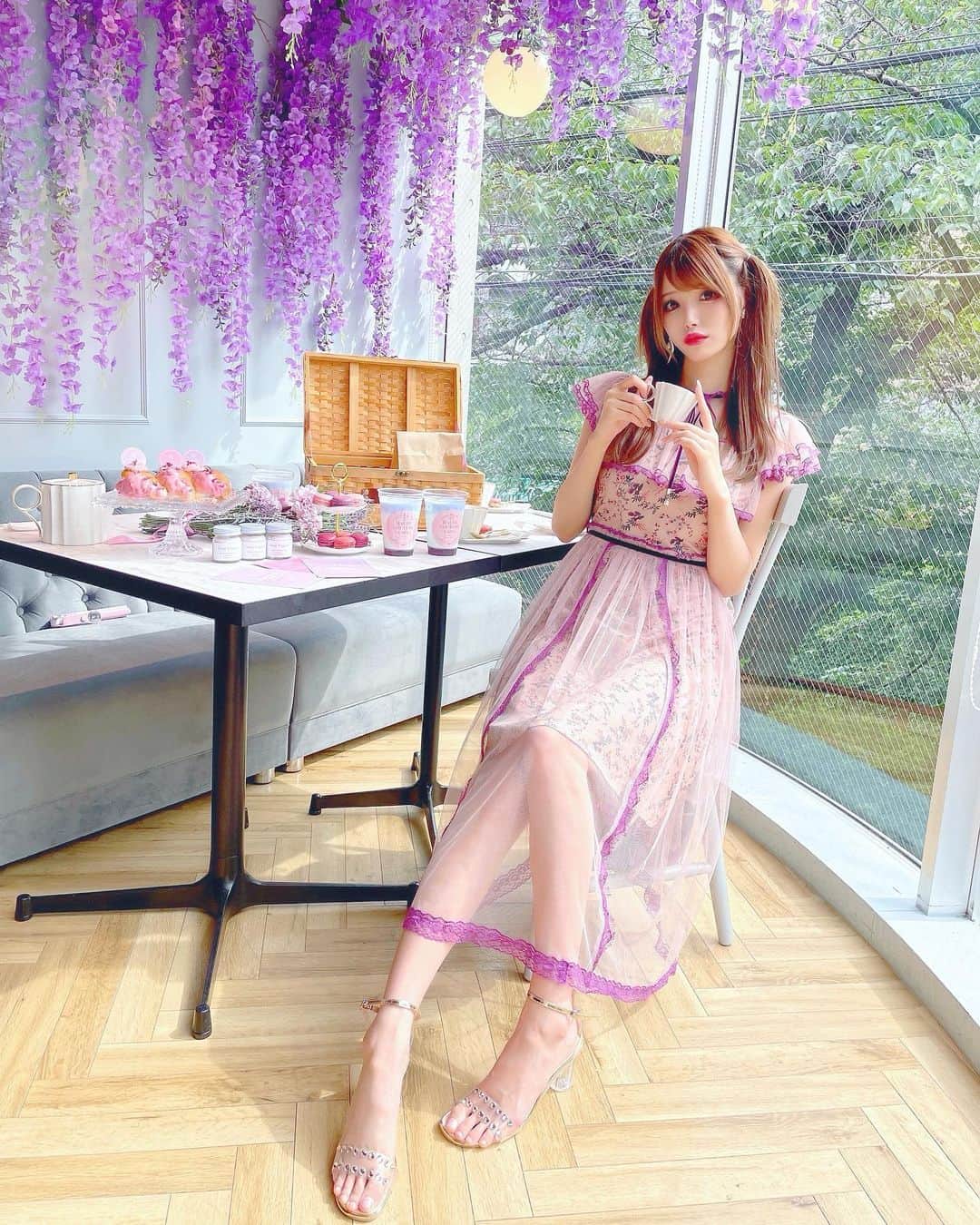 桜咲乃愛さんのインスタグラム写真 - (桜咲乃愛Instagram)「purple💜☂️✧︎*。  #gingergardenaoyama #hautecouturecafe  #purple#purplecolor」6月6日 21時38分 - noasama1101