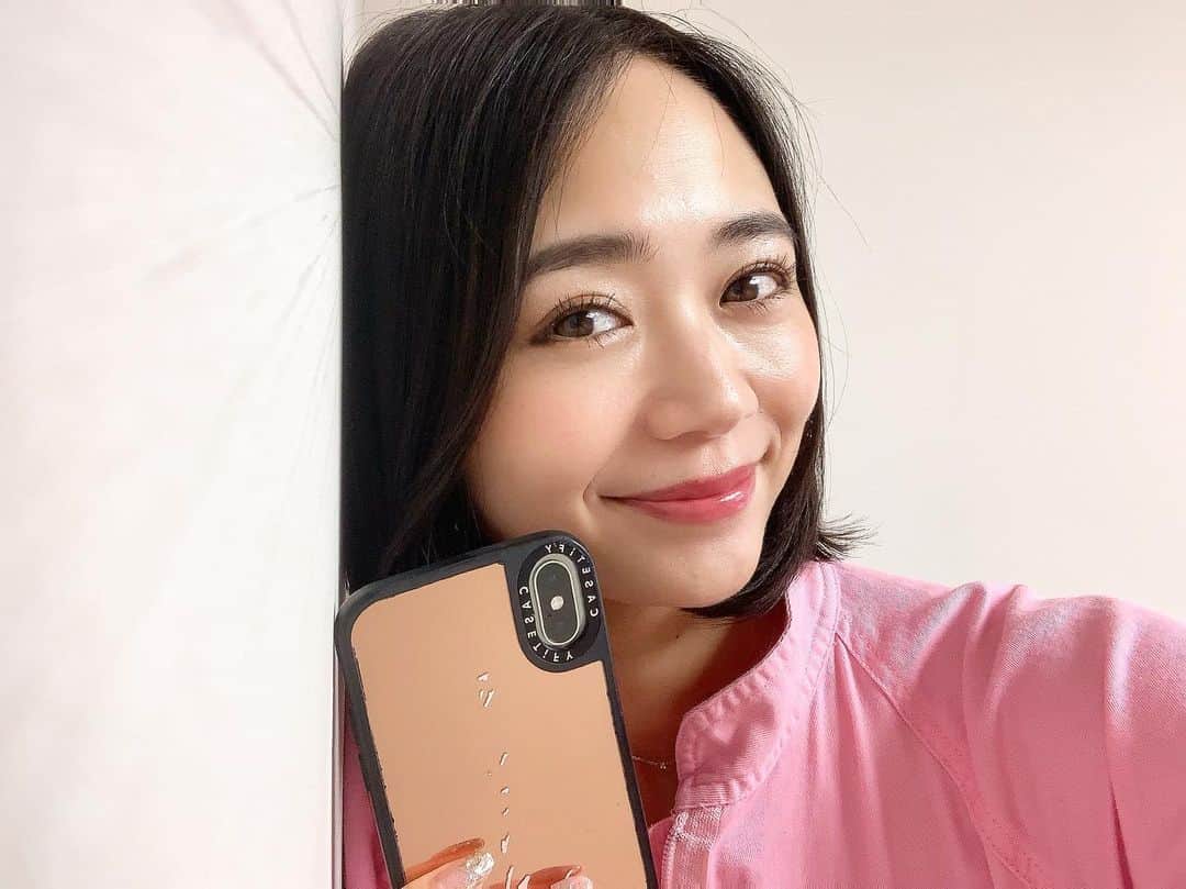 緑川静香のインスタグラム：「【お知らせ】﻿ ﻿ 6月9日(水)23:59〜日テレ系﻿ 『それって⁉︎実際どうなの課』﻿ ﻿ 出演させて頂きます☺️❤️﻿ ﻿ もちろん不用品企画です✨﻿ ﻿ 今回は昔懐かしの家電がたくさんが出ます😌﻿ 皆さんのお家にあるあの家電ももしかしたら…！？﻿ ﻿ お楽しみに🥰﻿ ﻿ 放送前インスタライブやります❣️  #それって実際どうなの課 #不用品 #ピンクつなぎ  #皆様観てね #絶対観てね #頼むぜ頼むぜ #もう6月ですね #あっという間に誕生月 #また一つ年重ねるのか… #くぅ〜」