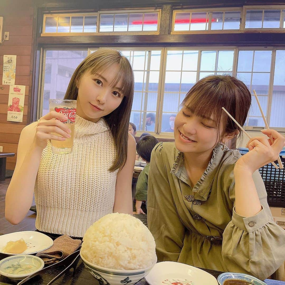 安藤笑さんのインスタグラム写真 - (安藤笑Instagram)「. . 実家に帰ると必ずいく同級生の家の焼き肉屋さん、 漫画みたいなご飯でびっくりしちゃうでしょう😳😳 . . #焼き肉てっちゃん #豊田グルメ」6月6日 15時25分 - emichii87