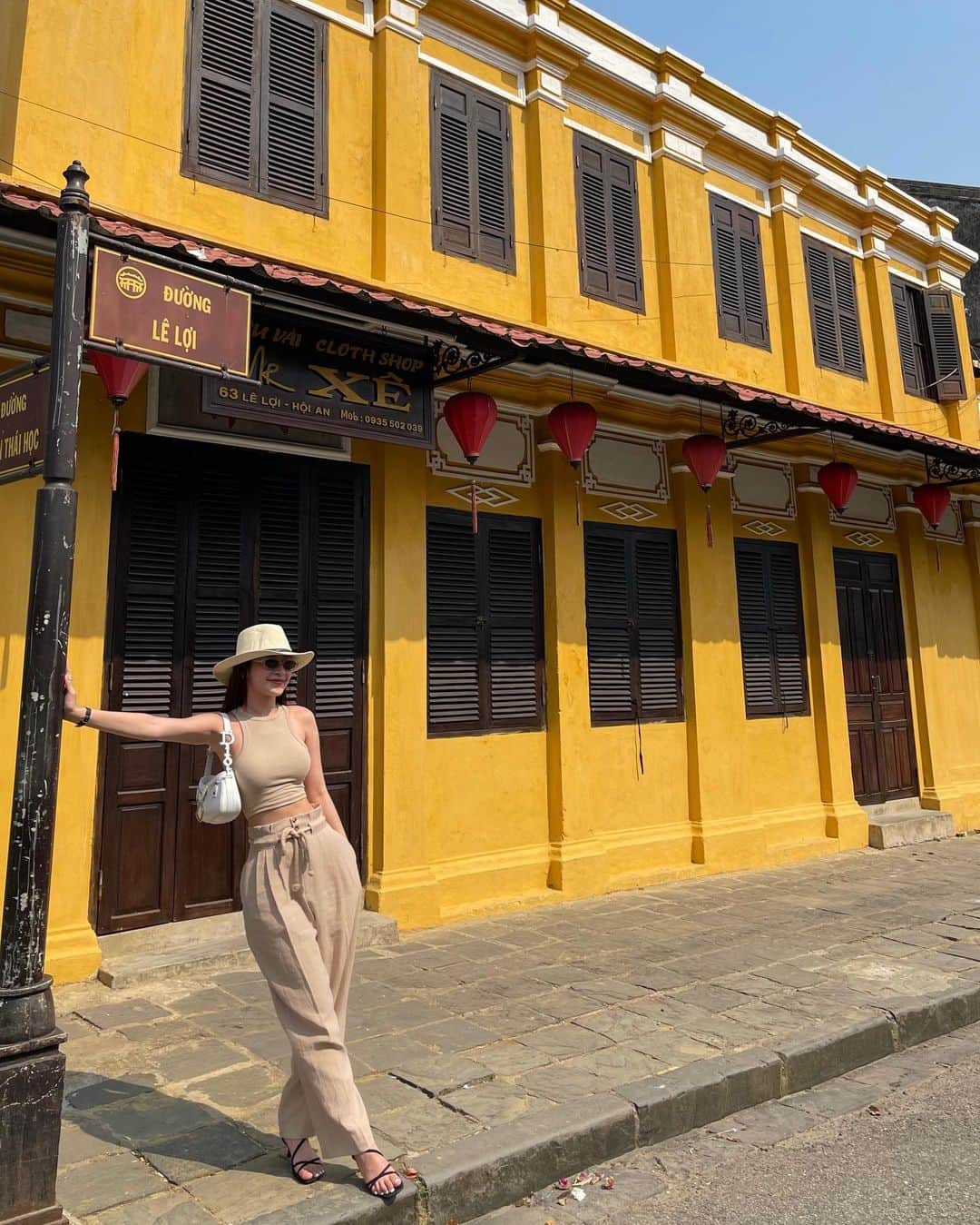 Chi Puのインスタグラム：「Nhớ nhung lại một chút kỉ niệm 🦔 #throwback #inthemiddleofnowhere #peaceofmind」