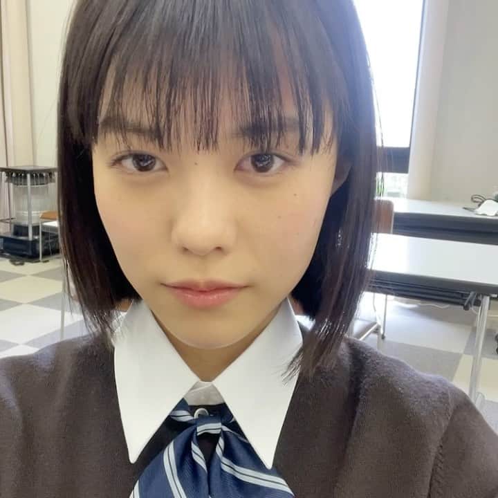 志田彩良のインスタグラム：「・ 今夜、日曜劇場「ドラゴン桜」第7話放送です！ 是非ご覧下さい🌸  動画は5話の傷メイク🥺」