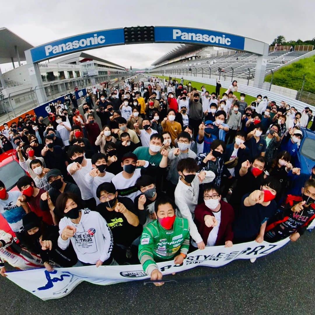 織戸学のインスタグラム：「富士スピードウェイ 86style  今年も 参戦させて頂きました。  めちゃくちゃ 楽しかった。  参加された皆様 関係者の皆様 本当有り難う御座いました。  来年度は 新型86のたくさん見れるだろうね。  今から 楽しみです。^_^  #maxorido」
