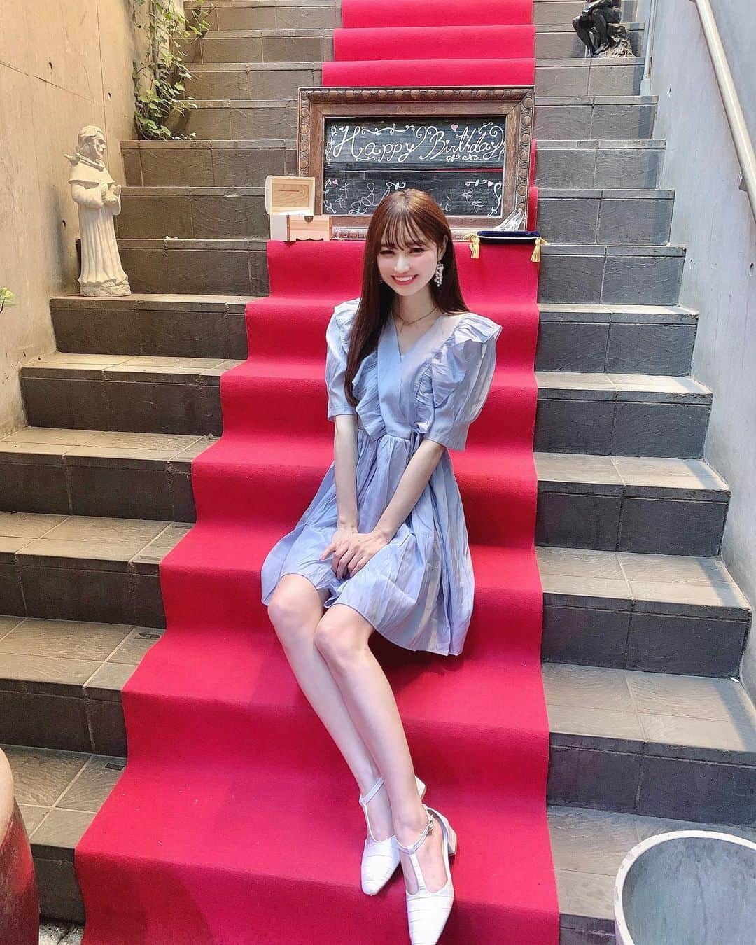 小越しほみのグルメインスタ