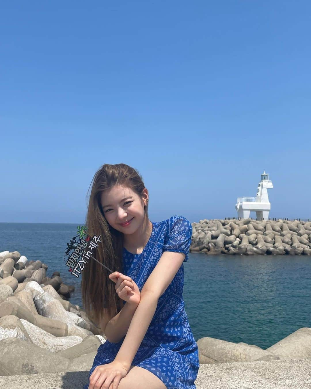 ITZYさんのインスタグラム写真 - (ITZYInstagram)「💙」6月7日 15時53分 - itzy.all.in.us