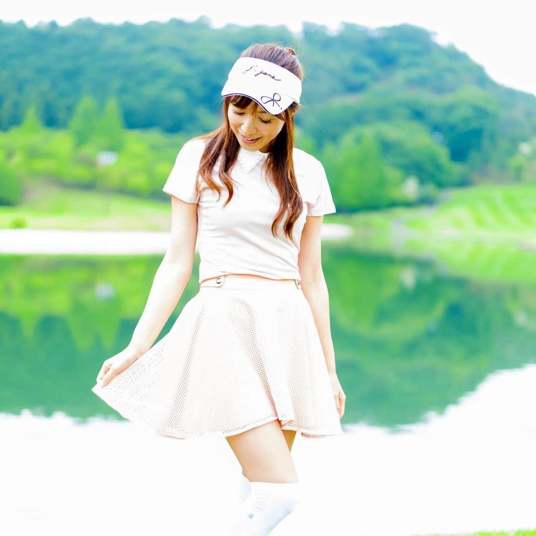 J.JANE JAPANさんのインスタグラム写真 - (J.JANE JAPANInstagram)「. 上下ピンクで甘く女性らしい コーディネートに♡ . Tops Pearl collar T-shirt（Pink） ¥25,000 . Bottoms Waffle skirt （Peach） ¥30,360 . . #golf#골프 #ゴルフ#golfwear #j_jane #j_jane_golf #スポーツ#golfswing #ドライバー#アイアン#golf#fashion#韓国ファッション#ゴルフ好き#golfing#golfer #ゴルフウエア #ゴルフスイング#ゴルフ女子#ゴルフ男子#トレーニング#ゴルフ部#ゴルフ」6月7日 16時04分 - j.jane_japan