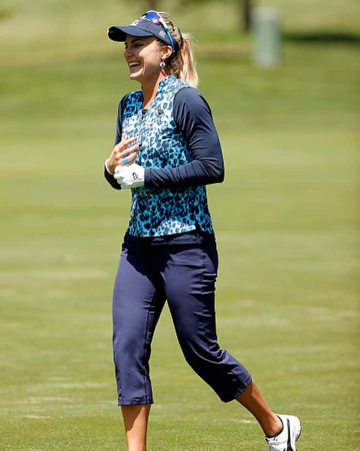 レクシー・トンプソンさんのインスタグラム写真 - (レクシー・トンプソンInstagram)「Thank you the @usga and @theolympicclub for holding a world class event! Was an amazing venue and experience this week. Thank you to all the fans for coming out and cheering us all on this week, you all make the game worth playing! Played some great golf this week, yes wasn’t the outcome I wanted but I tried my best and that’s all I can do. So understand that. Just got to keep learning and improving and move on. 👊🏼」6月7日 9時02分 - lexi