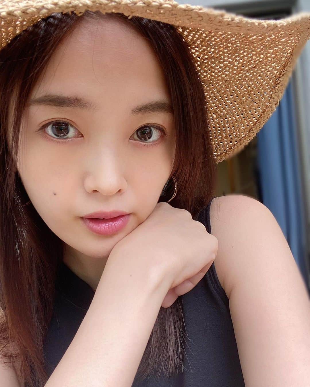 水嶋菜月のインスタグラム：「﻿ ﻿ ﻿ 麦わら帽子おろしました👒❤️﻿ ﻿ お先に夏気分です♩﻿ ﻿ ﻿ ﻿」
