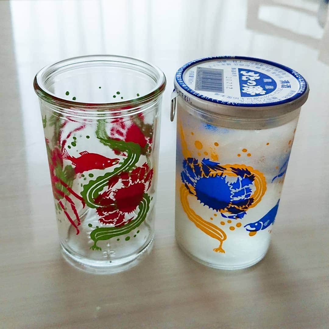 中田有紀さんのインスタグラム写真 - (中田有紀Instagram)「ふらりと入った北海道物産館にて、瓶だけ見て条件反射的にカゴに入れちゃいました😏 なんだコレ、かわいいな❗🦀 捨てられないな。 何か入れて使おう😁 #北の勝 #鳳凰 #ワンカップ #パケ買い #北海道」7月2日 14時25分 - akinakada0508