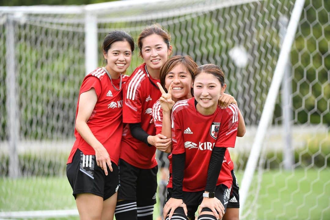 清水梨紗のインスタグラム：「. 📸💓  残りのトレーニングも 頑張ります🔥🔥  ©︎JFA #なでしこジャパン  #なでしこ #nadeshiko」