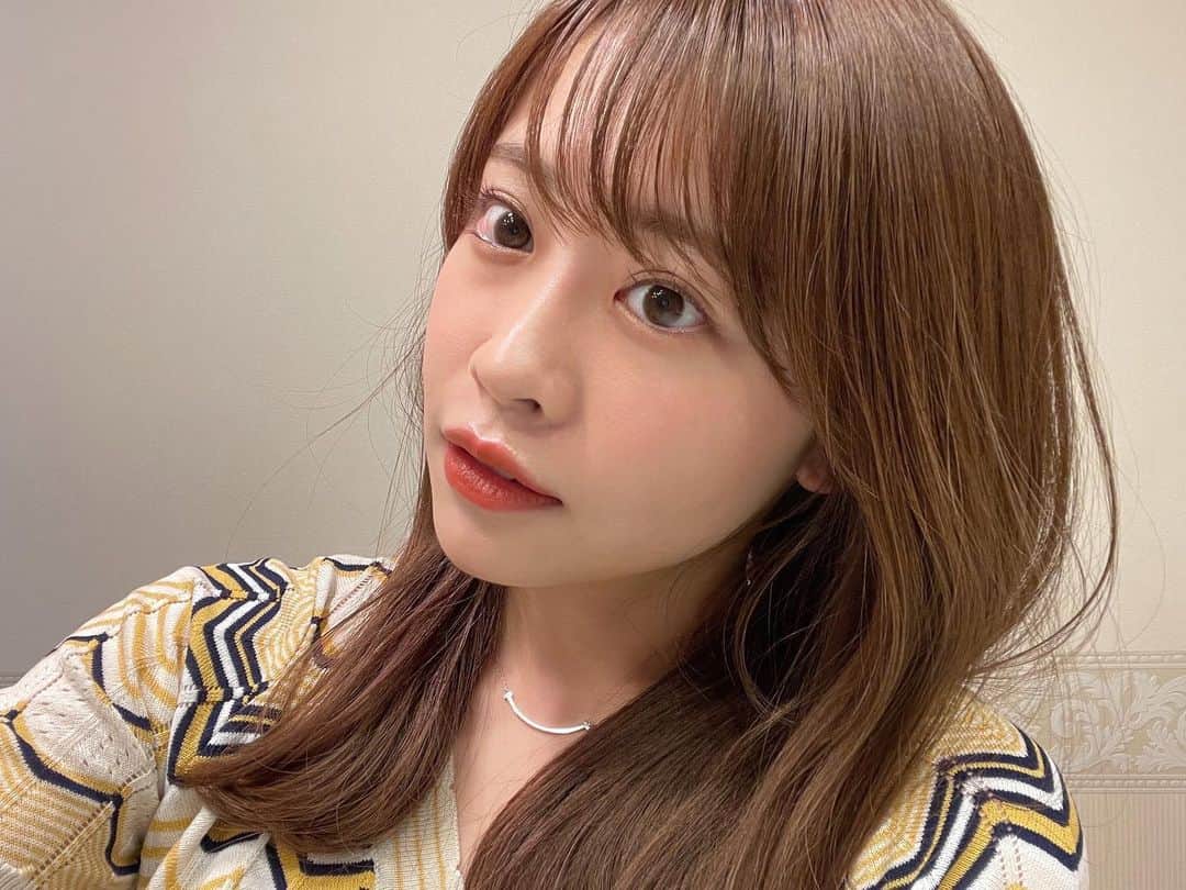 高木由梨奈さんのインスタグラム写真 - (高木由梨奈Instagram)「ダーマペン2回目のダウンタイムが終わった〜🧖‍♀️ @haab_dream さんでやっていただいてます〜！　  初回に比べて効果を感じすぎてる✨✨ 自分の肌を触った感じが全然違うし化粧ノリも違う🥺✨ 2回目でこれなら3回目はもっとかな？！ 次回も楽しみだ〜🤍🤍  今回はダーマペンの施術の様子からダウンタイムまでをYouTubeにあげるので参考になったら嬉しいです〜💕！  #ダーマペン #ダーマペン4  #ダーマペン経過」7月2日 17時02分 - yurina_takagi