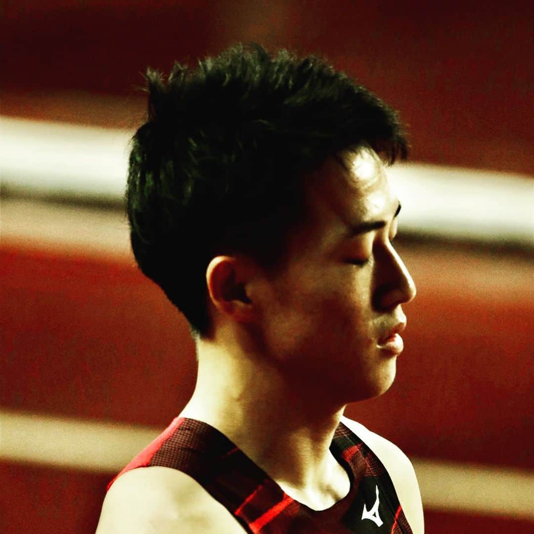 川端魁人のインスタグラム：「東京オリンピック代表に内定していただきました。  今から約8年前東京でオリンピック発表とニュースで聞いていたときにまさか自分が出るなんて夢にも思っていませんでした。  しかし、気づけばオリンピックは自分の目標になっており、内定することができました。  最高のパフォーマンスができるよう努めたいと思います💪  #東京オリンピック」