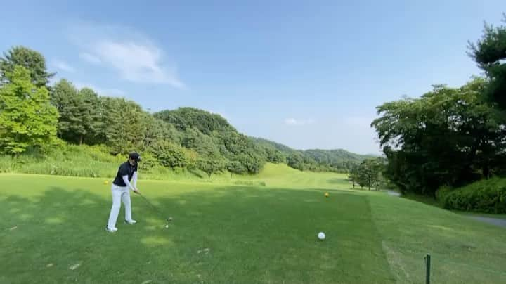 ソ・イヒョンのインスタグラム：「진지한 인프로님 🏌🏼‍♂️」