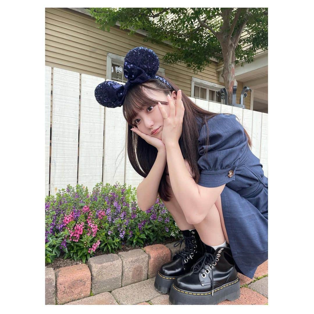 のインスタグラム：「７月だね〜〜〜はやいね〜〜〜🌻  #ディズニーシー #東京ディズニーシー #東京ディズニーリゾート #ディズニー #ディズニーリゾート #ディズニーカチューシャ #ディズニーコーデ #ディズニーグッズ #夢の国 #夢が叶う場所 #ディズニー写真部 #tokyodisneysea #tds #tokyodisneyresort #disney #disneysea #disneystyle #disneygoods」