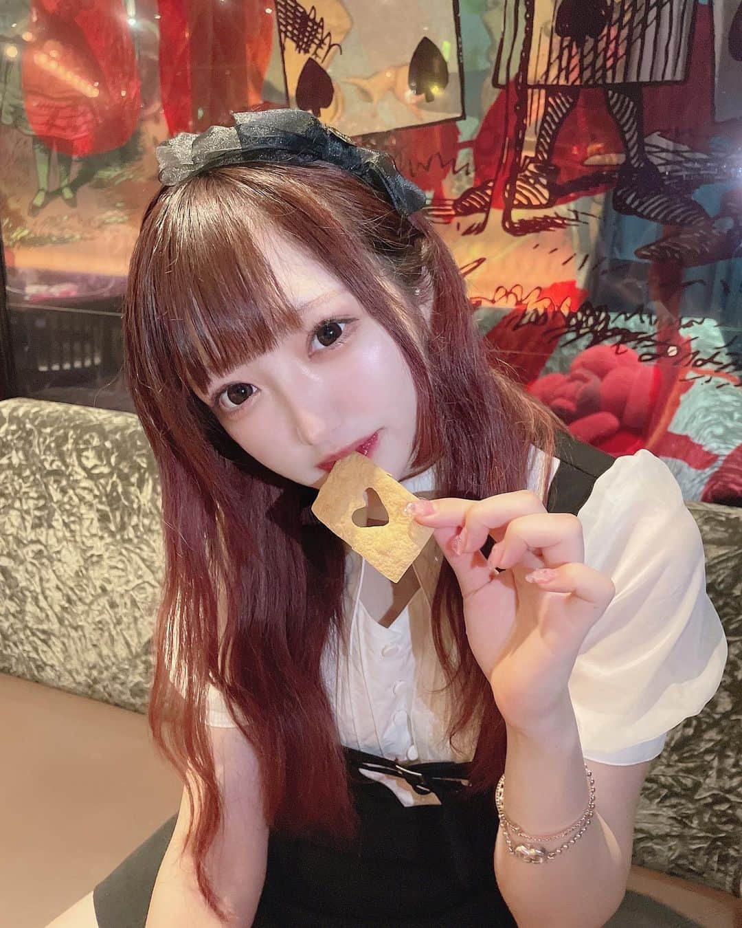 小林莉奈のグルメインスタ