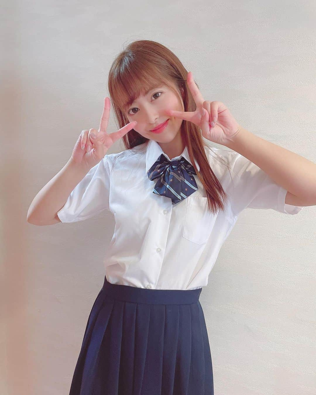 桜もこさんのインスタグラム写真 - (桜もこInstagram)「🎀  #🎀　#制服　#撮影　#japanesegirl #japanesemodel #instagood #instagram」7月2日 21時28分 - mokochan319