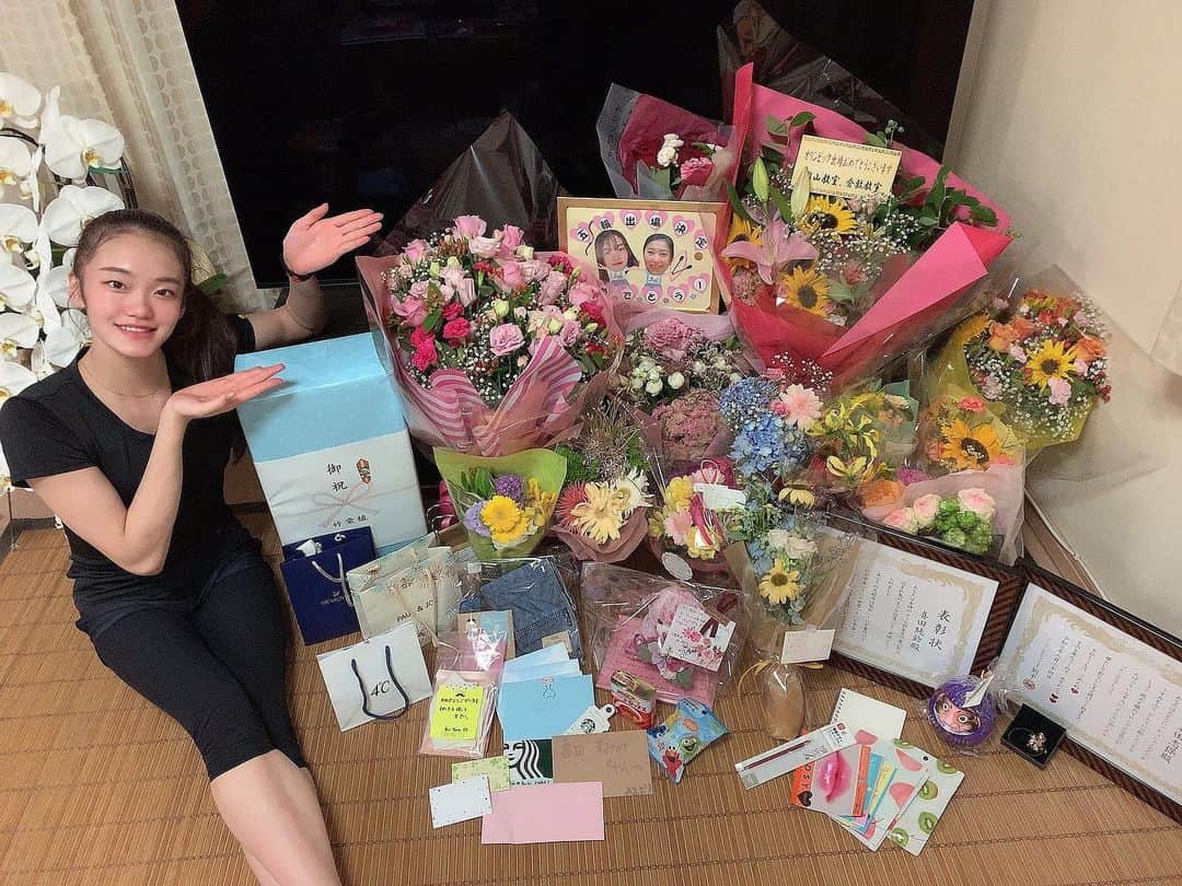 喜田純鈴のインスタグラム：「皆さま沢山の応援やお祝いのお言葉ありがとうございました！💐  本当に沢山の方のお陰でこの結果を頂くことが出来ました。 1ヶ月後、更に成長した姿をお見せできるように精一杯がんばっていきます。  これからも応援よろしくお願いします🦋🤍  #2021.7.2」