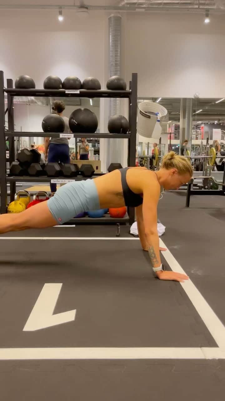 サラ・ショーストレムのインスタグラム：「Patience and persistence pays off🥲💪🏼」