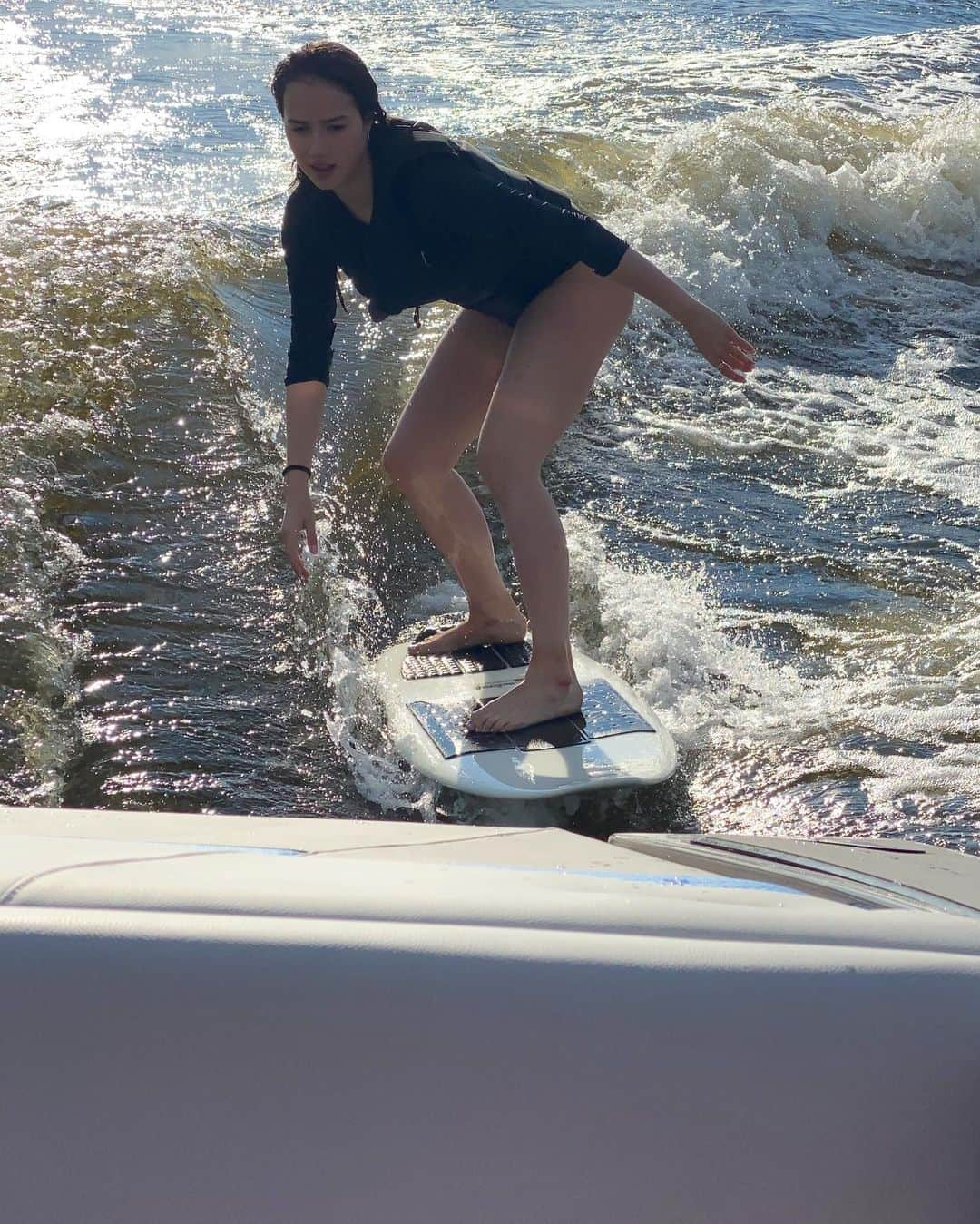 アリーナ・ザギトワさんのインスタグラム写真 - (アリーナ・ザギトワInstagram)「🏄‍♀️🌊💙」7月3日 2時46分 - azagitova