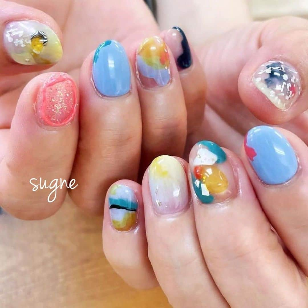 ネイル アイ サロン スグネさんのインスタグラム写真 - (ネイル アイ サロン スグネInstagram)「🎨 nuance nail  @sugnechihiro  @_mio__t  @___the_nail___  @ono_nail_   #手描きネイル #sugne #nail  #nailart #ネイル #ネイルデザイン #カジュアルネイル #ショートネイル #ネイル #ニュアンスネイル #ニュアンスアート #大人っぽいネイル #高田馬場ネイル #高田馬場 #네일 #네일스타그램」7月3日 8時56分 - naileyesalonsugne