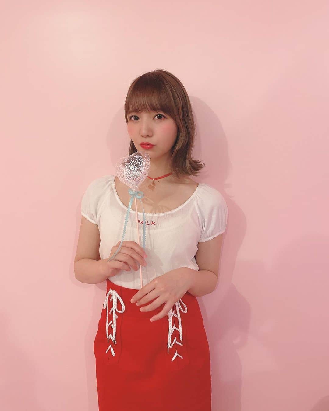 和氣あず未のインスタグラム：「あじゅじゅのグッズ事前通販受付中✨パンフレットめちゃかわです💌 #和氣あず未」